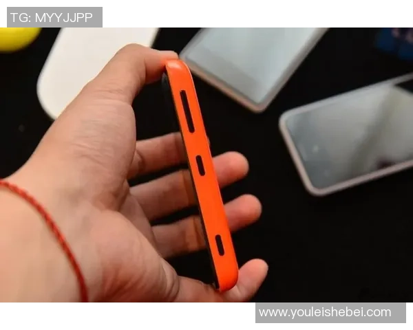 摩斯高伦与洛克伦的对决分析及赛季表现对比探讨